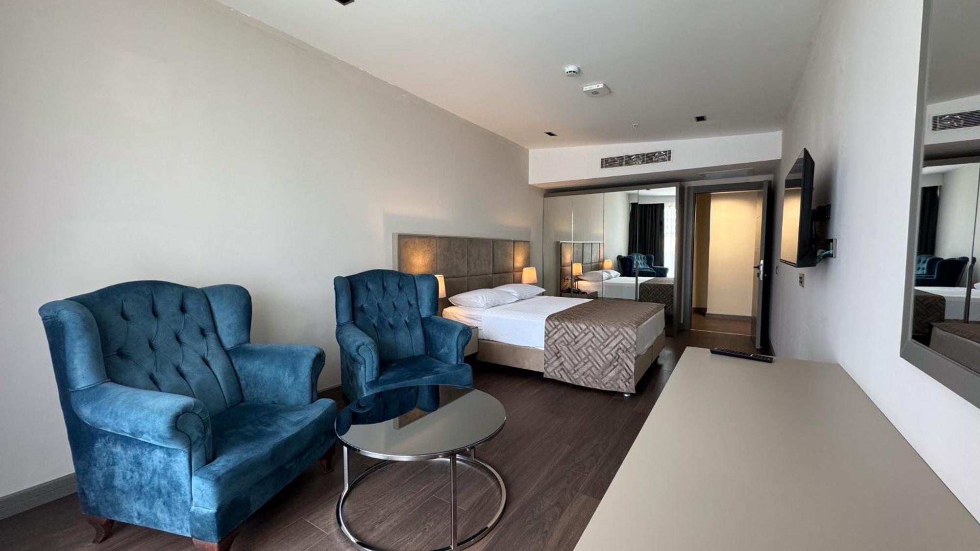 Alice Hotel Antalya Buitenkant foto
